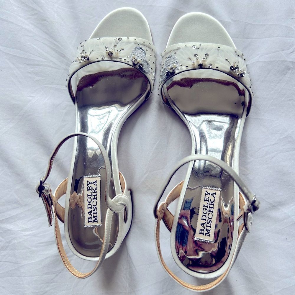 Badgley Mischka Wedding Shoes ✨